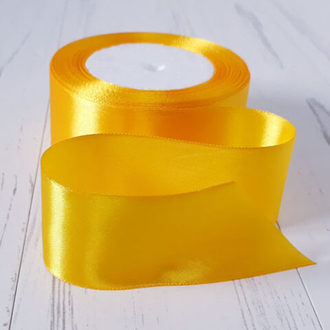 Лента атлас 1см х 25ярд желтый (015)