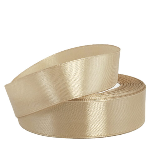 Лента атлас 2,5см х 25ярд миндаль (067)