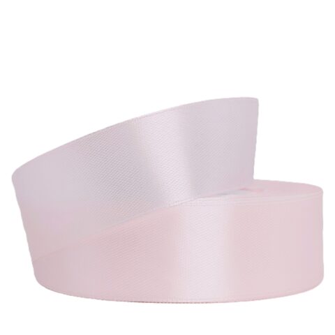 Лента атлас 2,5см х 25ярд зефир (061)