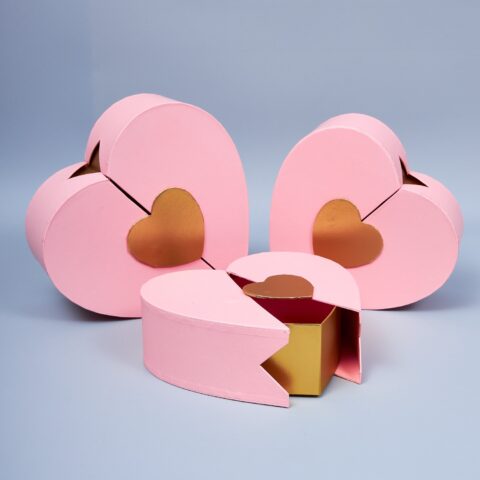 Набор коробок с золотой вставкой 