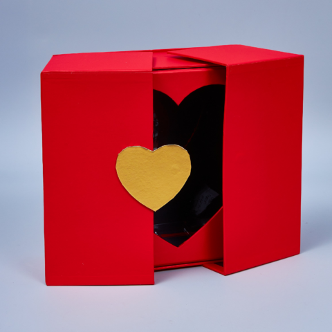 Набор коробок с золотой вставкой 