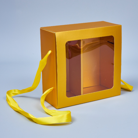 Коробка подарочная №1, 20*20*8см-сборная, золото