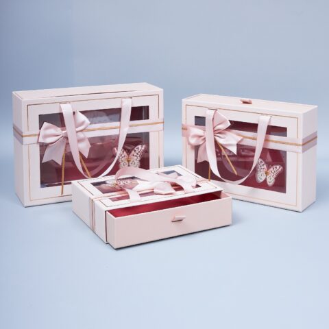 Набор подарочных коробок выдвижных 