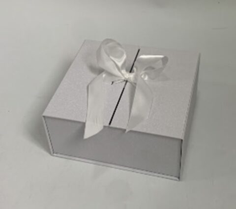 Коробка подарочная трансформер, 21x19x9 см, белый