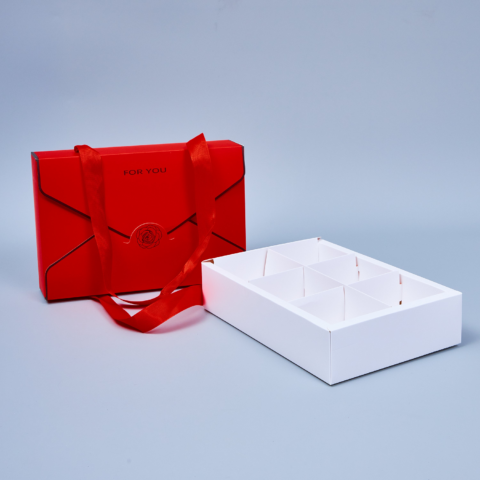 Коробка подарочная 