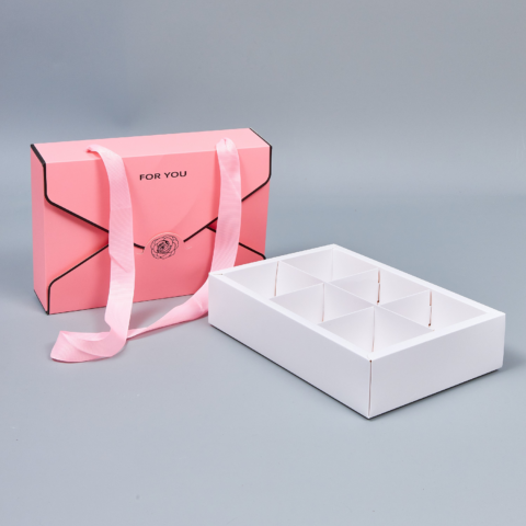 Коробка подарочная 