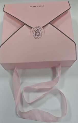 Коробка подарочная 