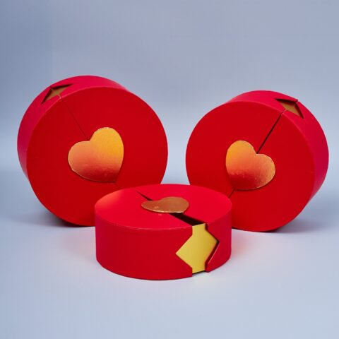 Набор коробок с золотой вставкой 