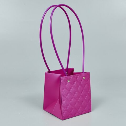 Картонный пакет с ручками 