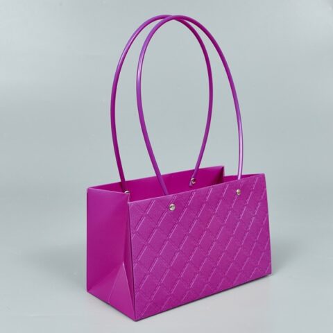 Картонный пакет с ручками 