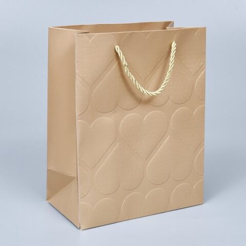 Пакет подарочный с тиснением 