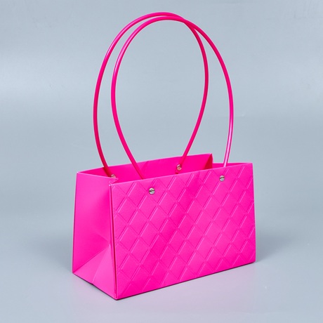 Картонный пакет с ручками 