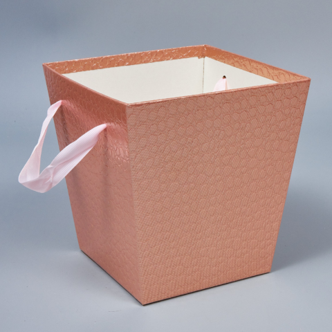 Коробка под цветы с ручками  17x17x18cm, пудровый