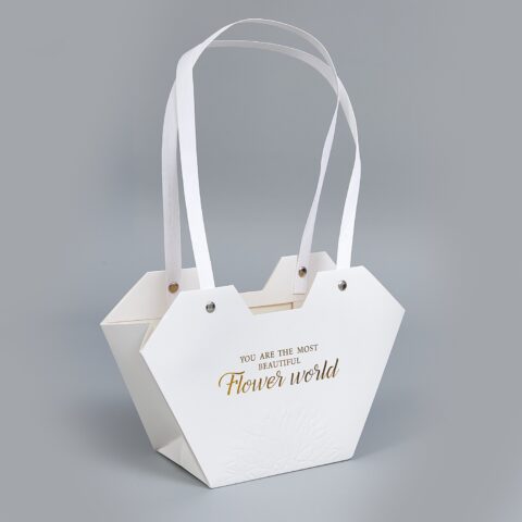 Сумочка подарочная, картон, 15,3х23,5х9см Н35см, белый