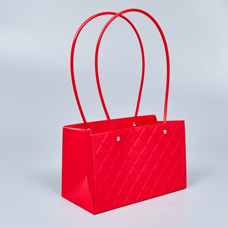 Картонный пакет с ручками 