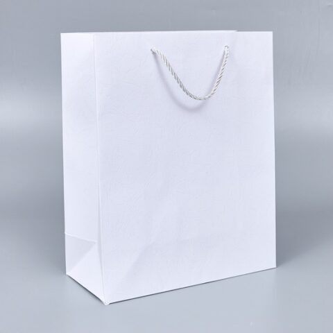 Пакет однотонный, 32*26*12см, белый. Дизайнерская бумага