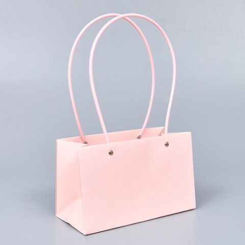 Картонный пакет с ручками, 22*10,5*13,5см, розовый
